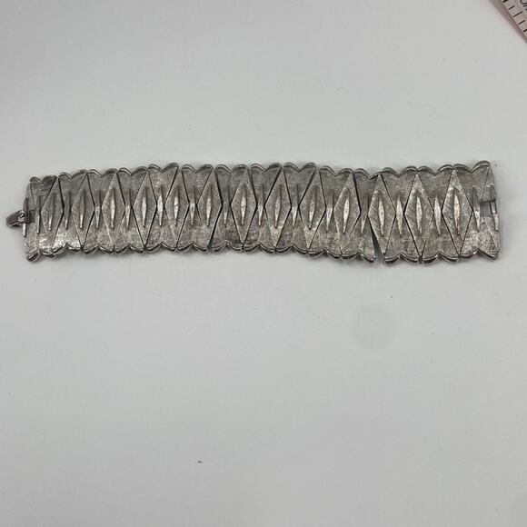 Vintage silvertone Art Deco bracelet - Picture 2 of 4